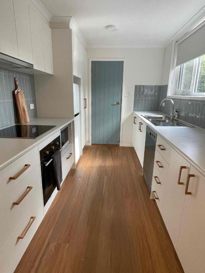 Botanic Racecourse Apartment Warrnambool Exterior photo