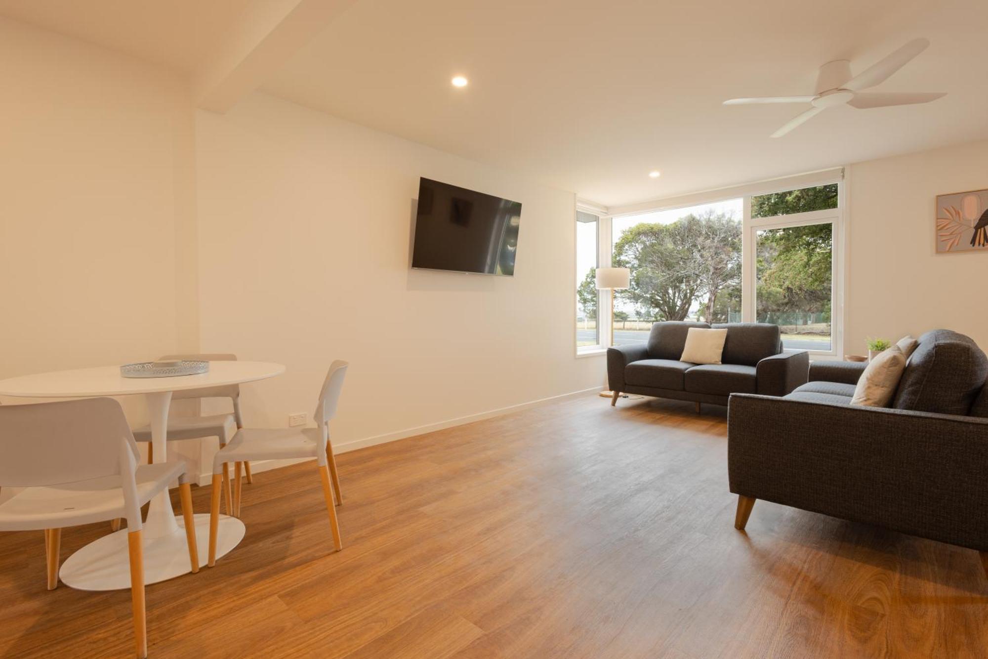 Botanic Racecourse Apartment Warrnambool Exterior photo